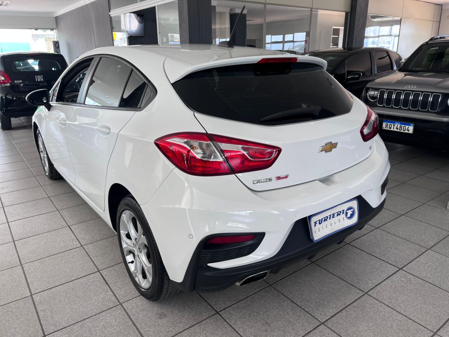 CRUZE (7)