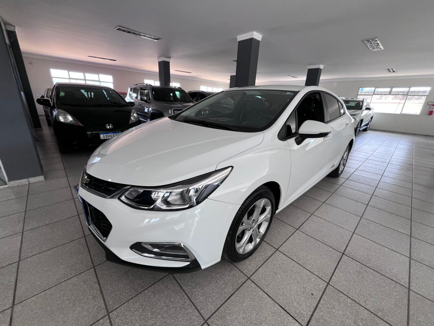 CRUZE (8)